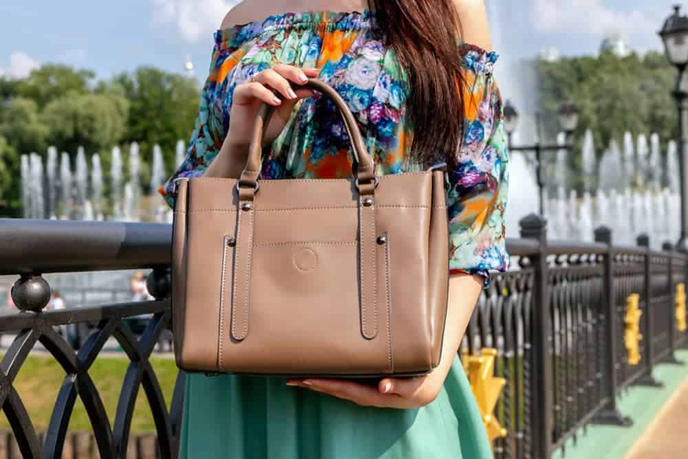 Advice on How to Pick a Handbag for Daily Use